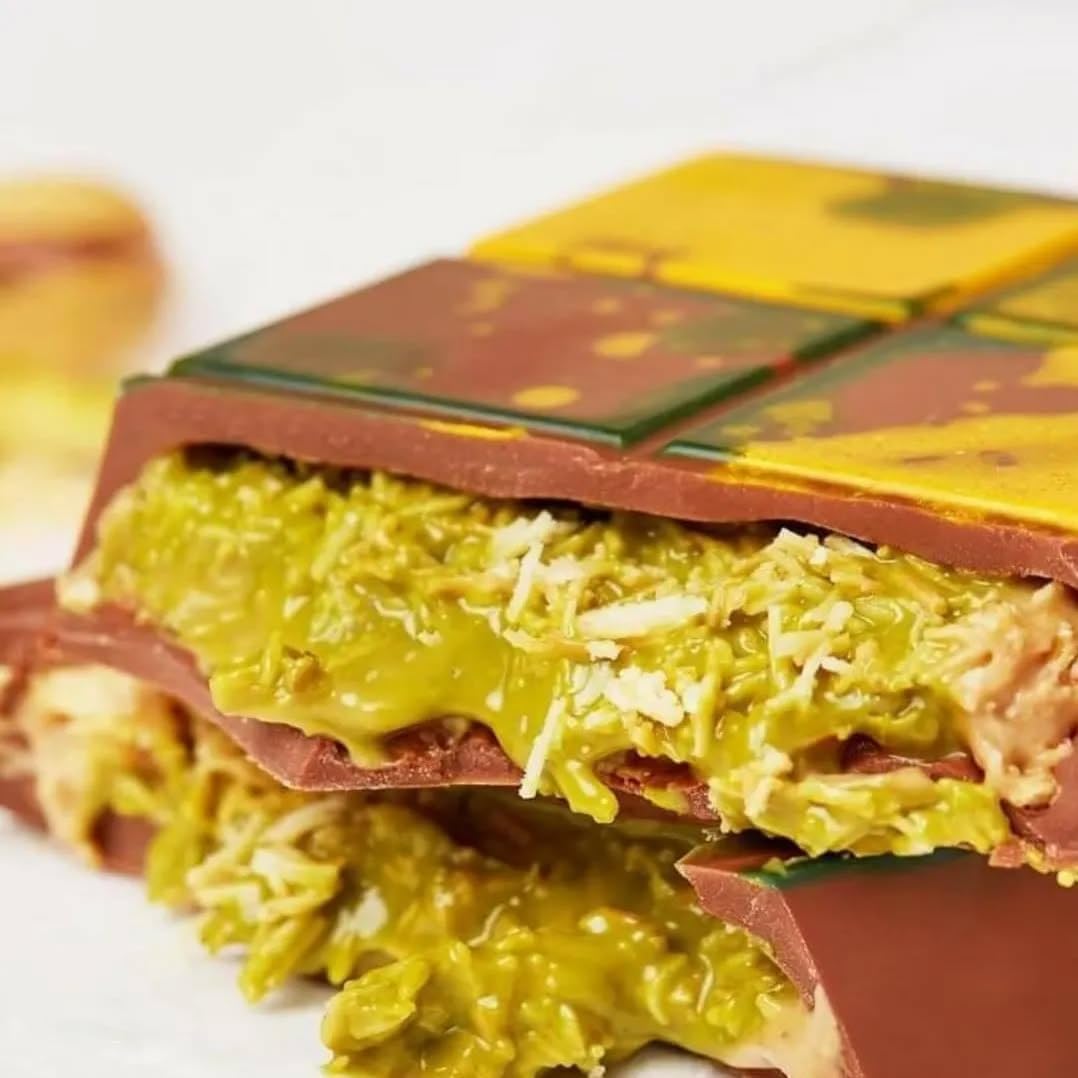 FEX KUNAFA DUBAI CHOCOLATE BAR 200GM