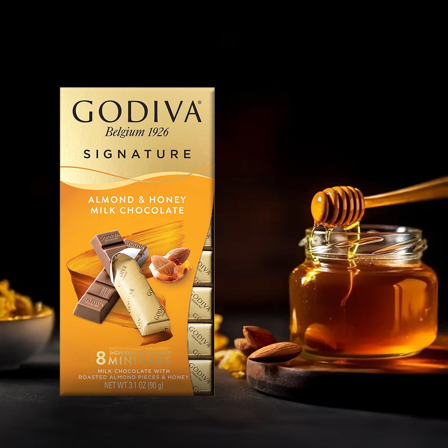 Godiva Signature Almond & Honey Milk chocolate  90g  ( 8 mini bars)